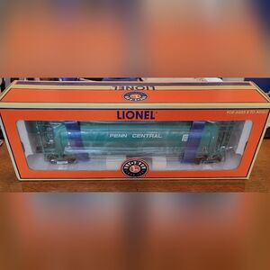 Lionel Trains Scale Penn Central Cylindrical Hopper